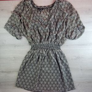 Express Womens XS Mini Dress Black White Pattern Roll Tab Sleeves Lined V Neck